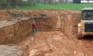 Выкопать котлован под фундамент в Ишимбае - от 2614 руб. | 2Землекопа-Шмб